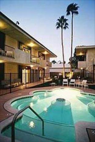 7 Springs Inn & Suites Palm Springs Room photo